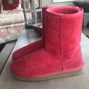 Size 11 woman’s uggs